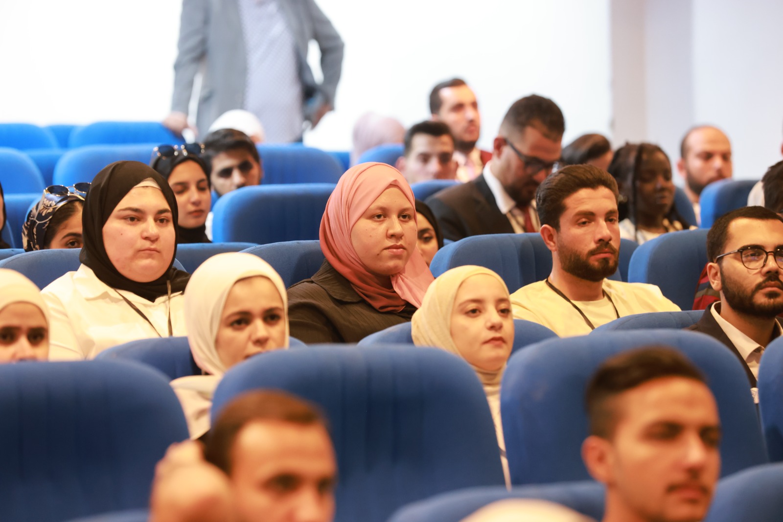 الشباب ومركز تطوير الأعمال يختتمان فعاليات برنامج